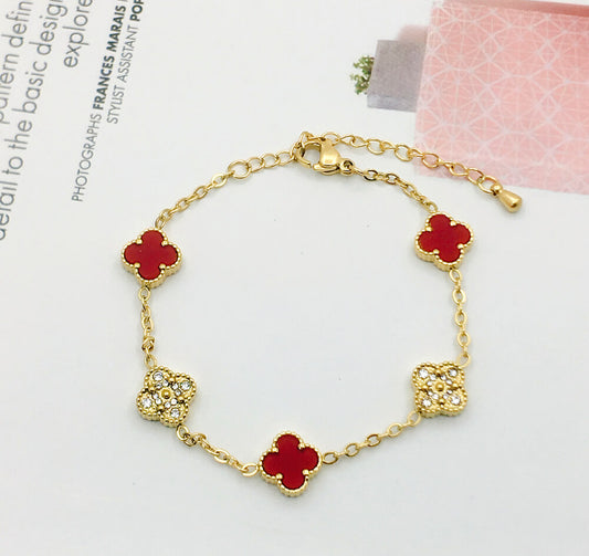 Beautiful Fashionable Clover bracelets with 6 different colours